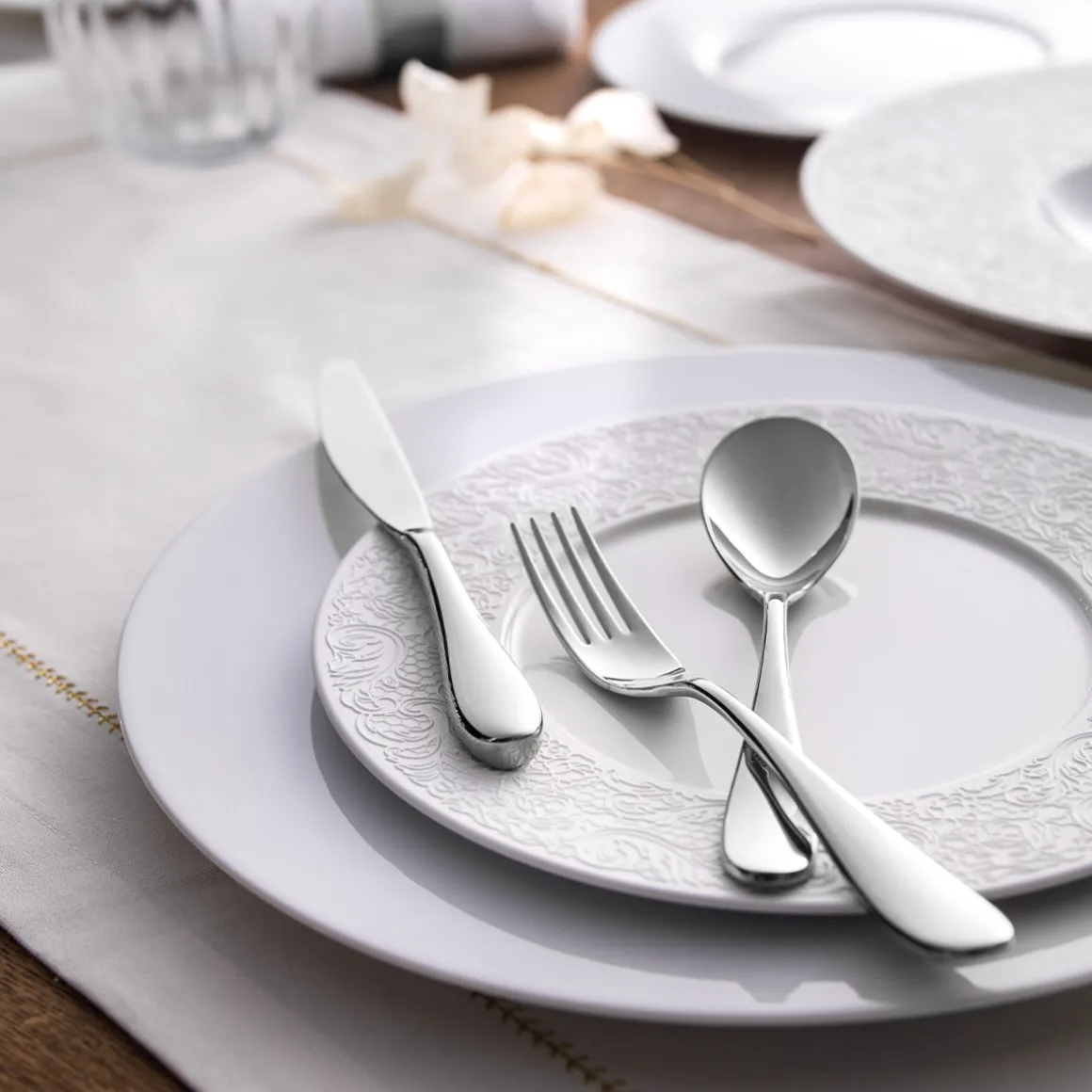 COLLECTION L COUTURE Assiette 28 cm