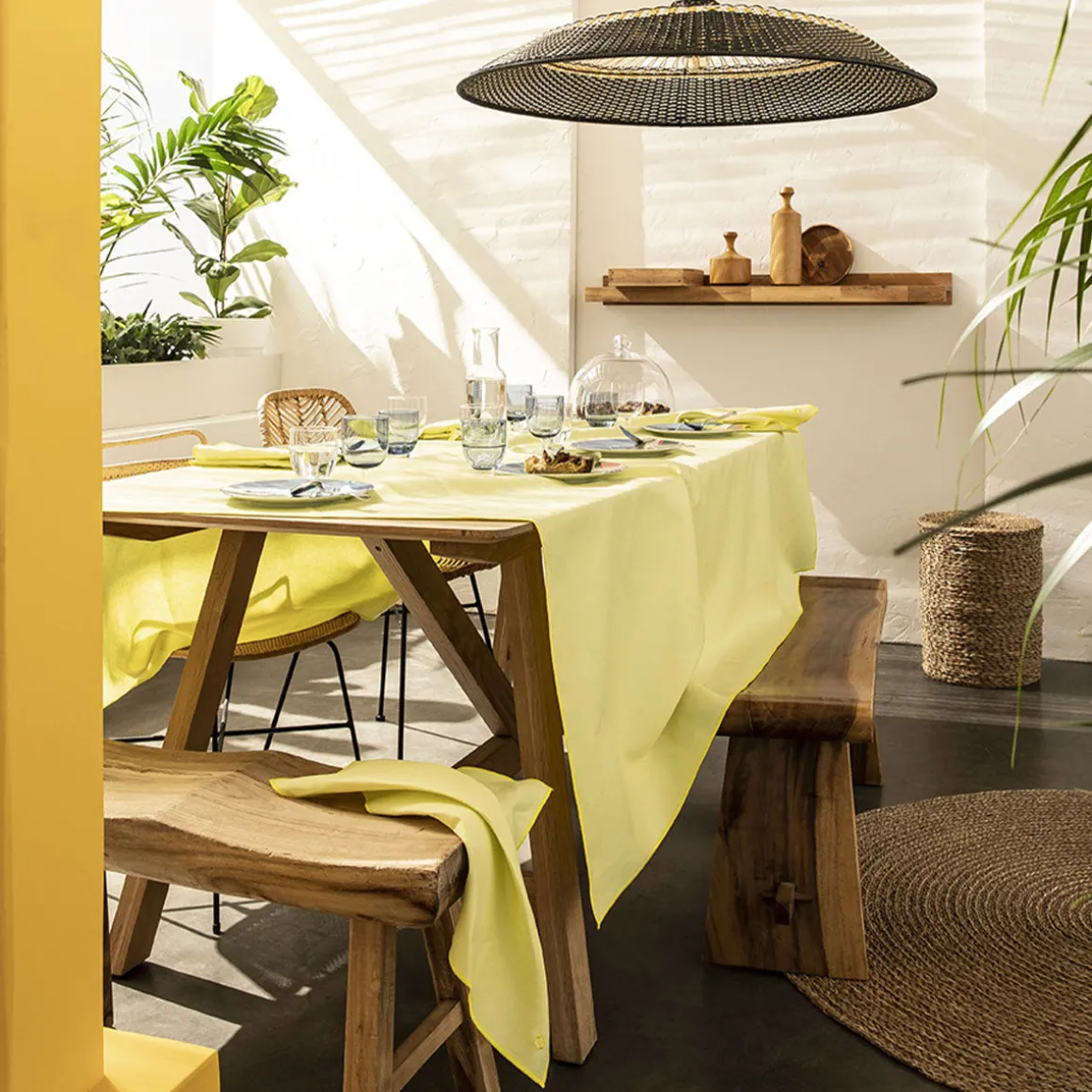 NUANCES COTON & LIN JAUNE PALE Nappe carrée 180 x 180 cm