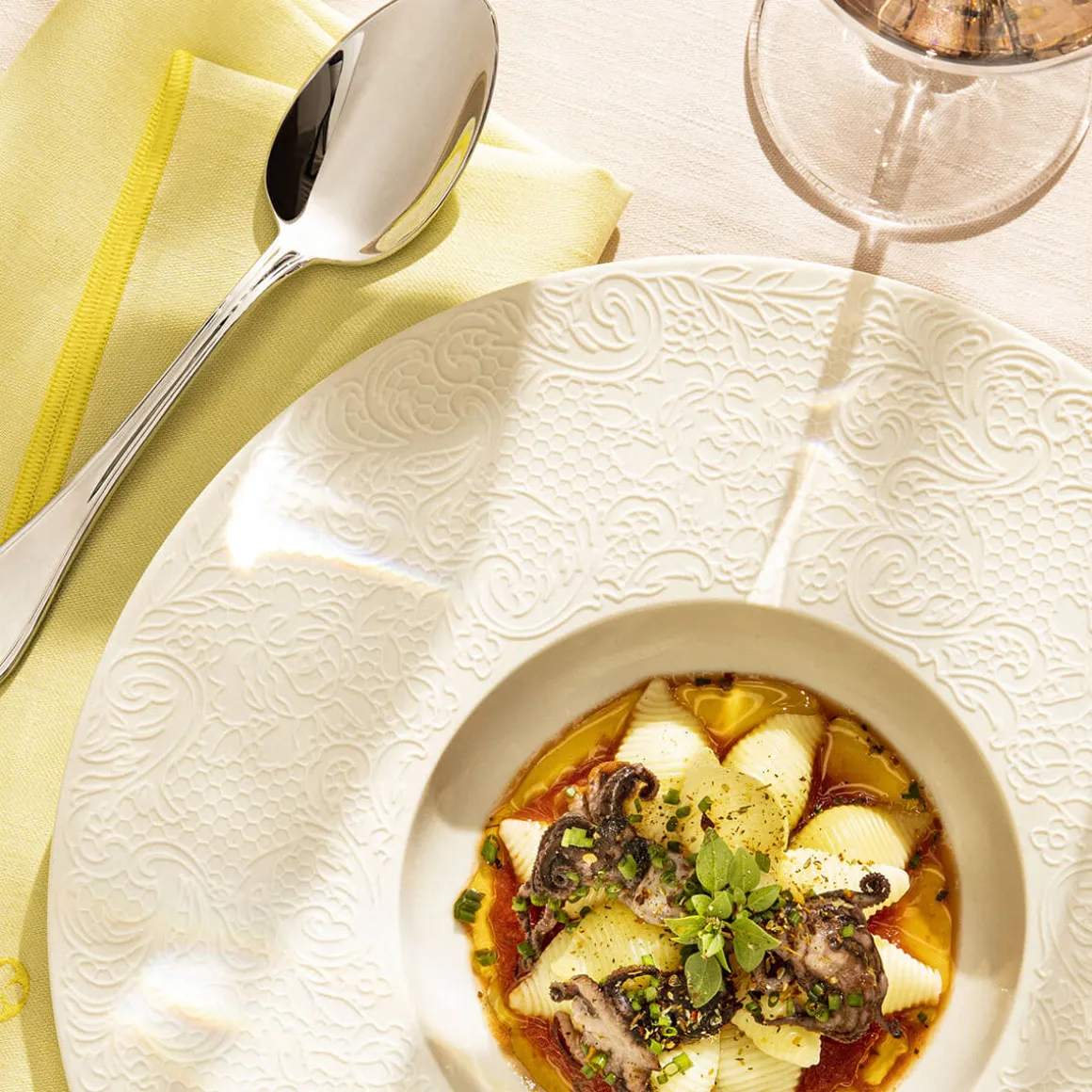 NUANCES COTON & LIN JAUNE PALE Lot de 4 serviettes 50 x 40 cm