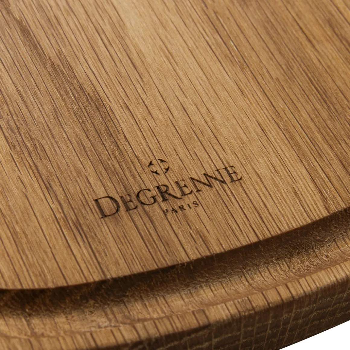 PLANCHES LES ESSENCES Planche à découper en chêne 29 cm