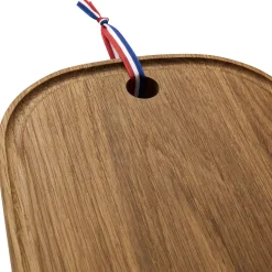 PLANCHES LES ESSENCES Planche à découper en chêne 50 x 21 cm